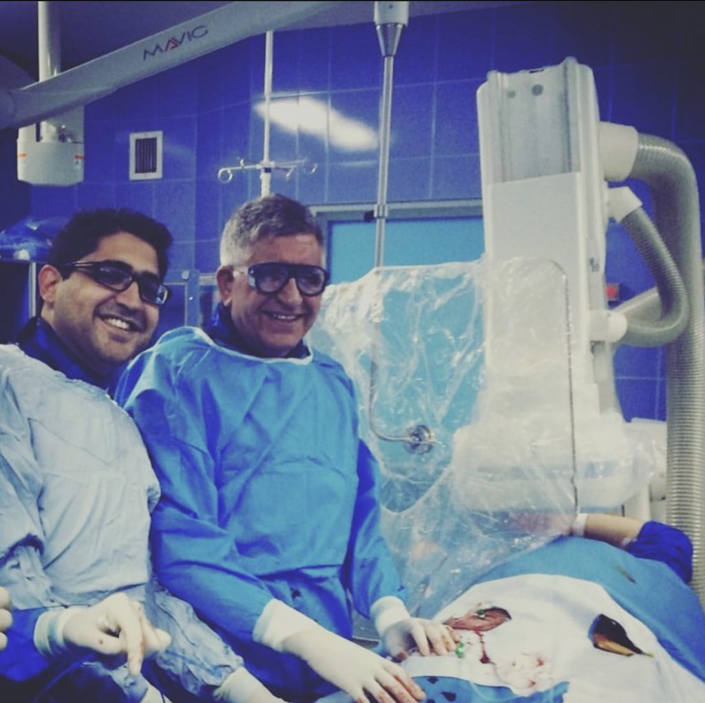 دکتر آرش هاشمی | دکتر محمد جعفر هاشمی | متخصص قلب و عروق | اینترونشنال کاردیولوژیست | آنژیوگرافی عروق کرونر | بیمارستان عرفان